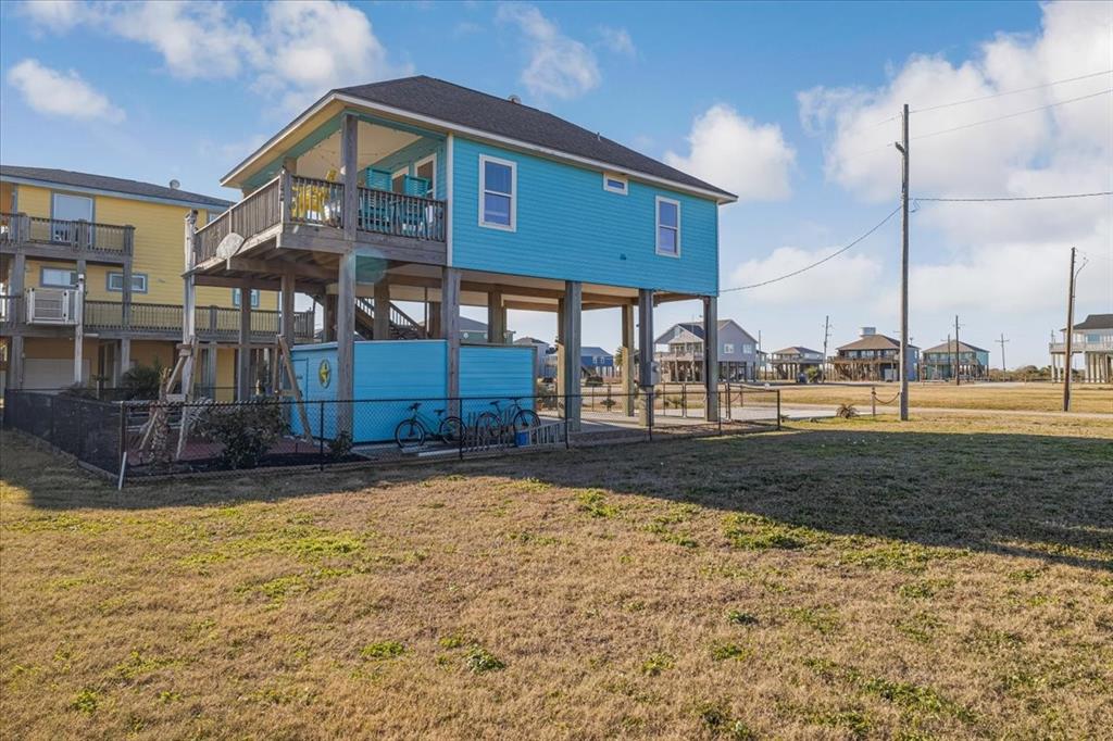 110 Verdia Drive, Crystal Beach, Texas image 4