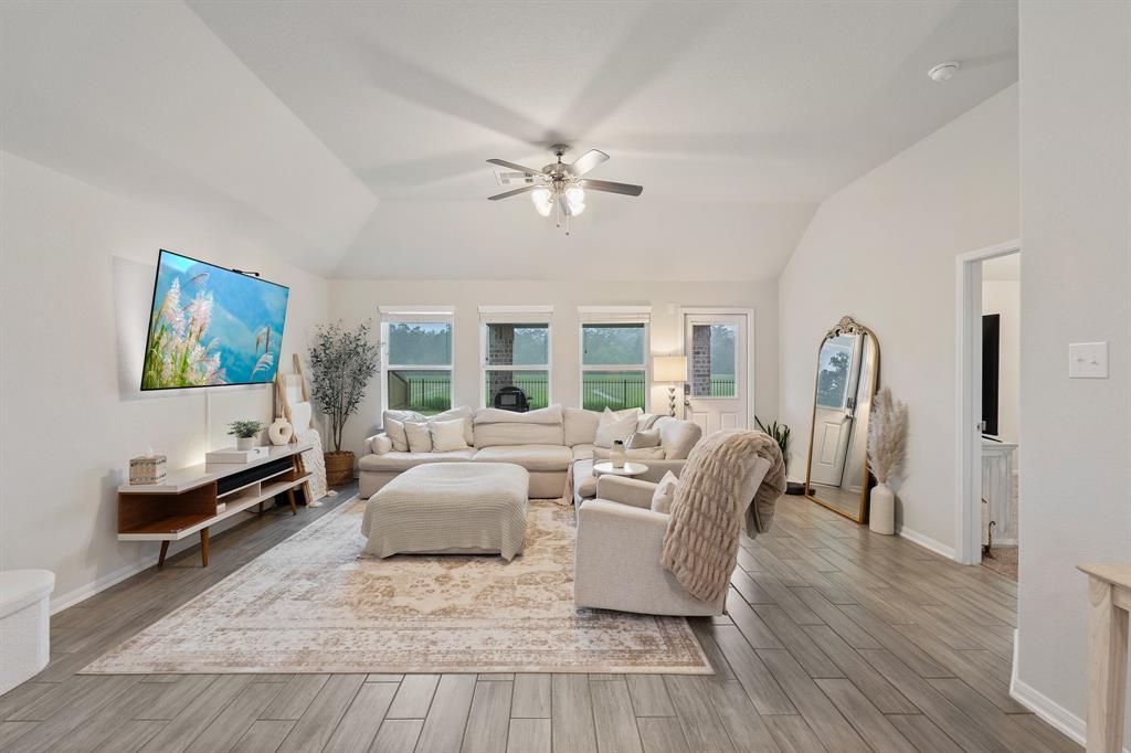 236 Cunningham Fir Trail, Conroe, Texas image 15