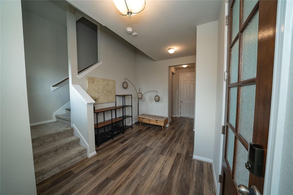 9423 Towne Lake Parkway, Cypress, Texas image 9
