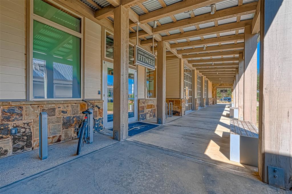 28410 Wild Mustang Lane, Fulshear, Texas image 33