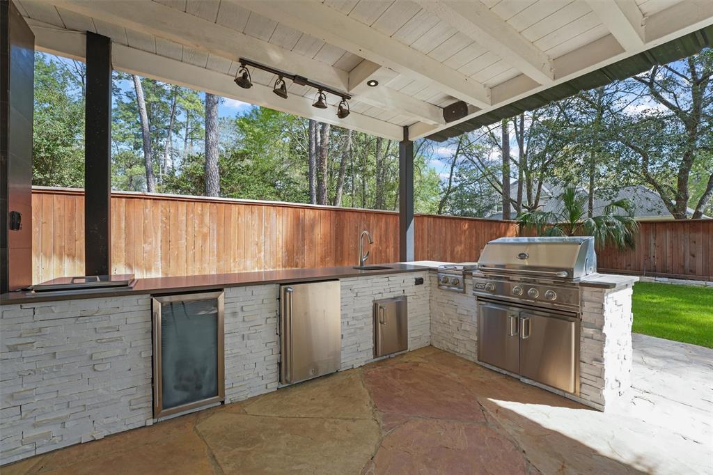 34 N Wooded Brook Circle, The Woodlands, Texas image 34