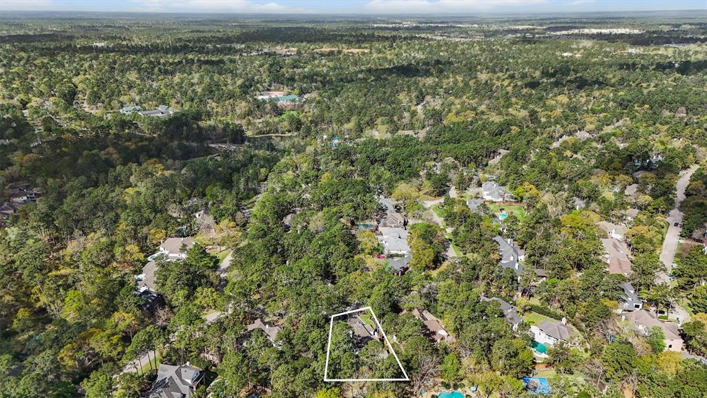34 N Wooded Brook Circle, The Woodlands, Texas image 38