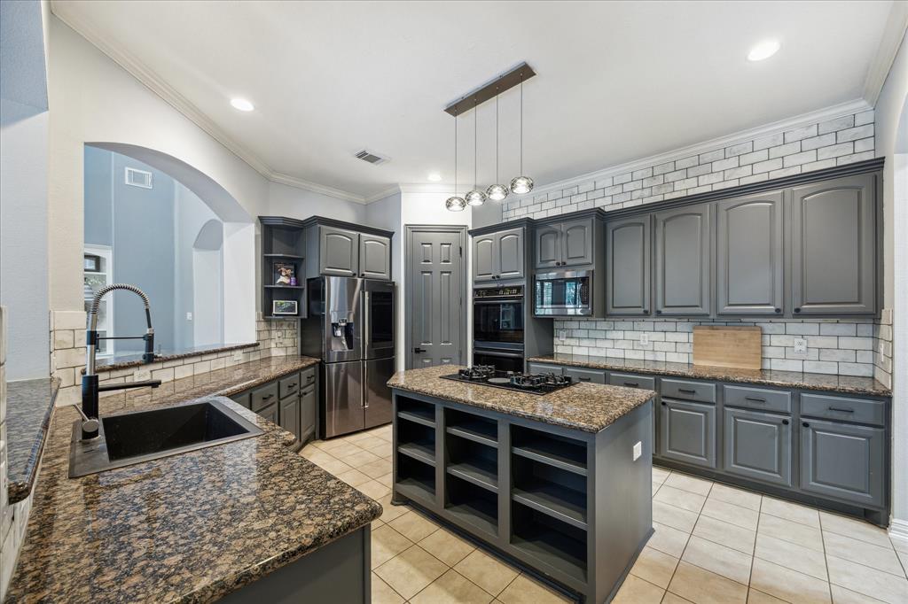 22719 Arbor Stream Drive, Katy, Texas image 13