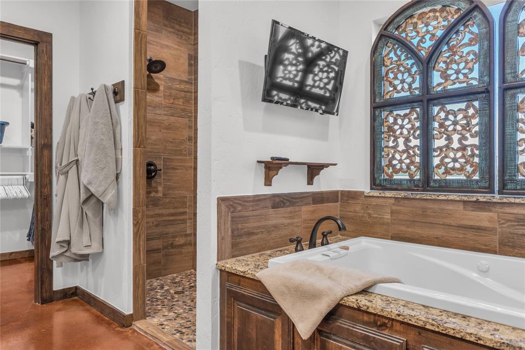 510 County Road 247 Road, Valley View, Texas image 15