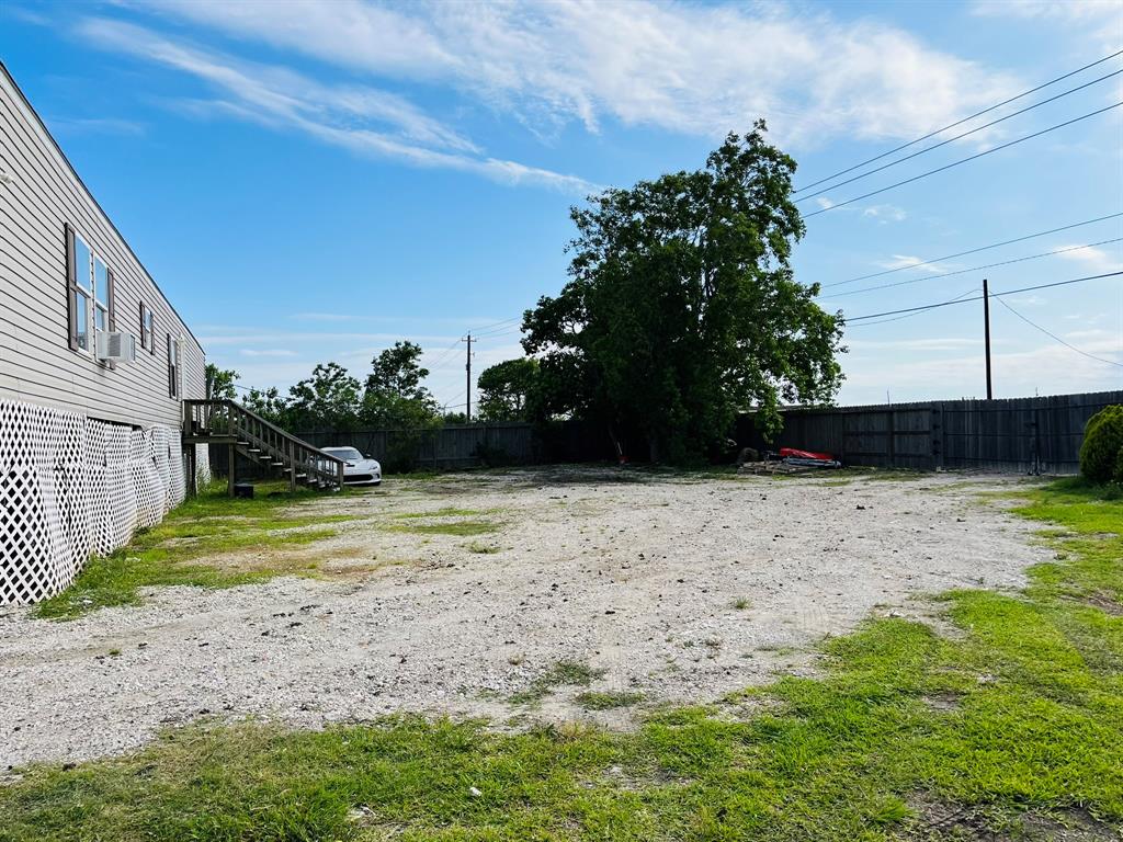 1301 24th Street, San Leon, Texas image 4