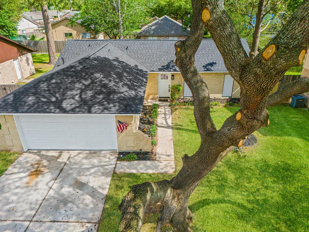11115 Maple Rock Drive, Humble, Texas image 6