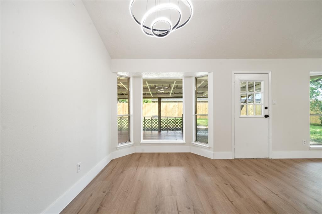 11115 Maple Rock Drive, Humble, Texas image 16