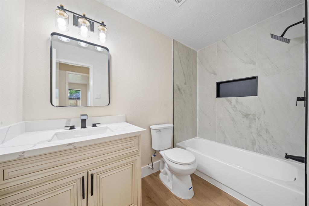 11115 Maple Rock Drive, Humble, Texas image 35