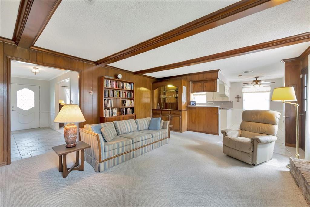 610 Forest Lake Drive, Taylor Lake Village, Texas image 13