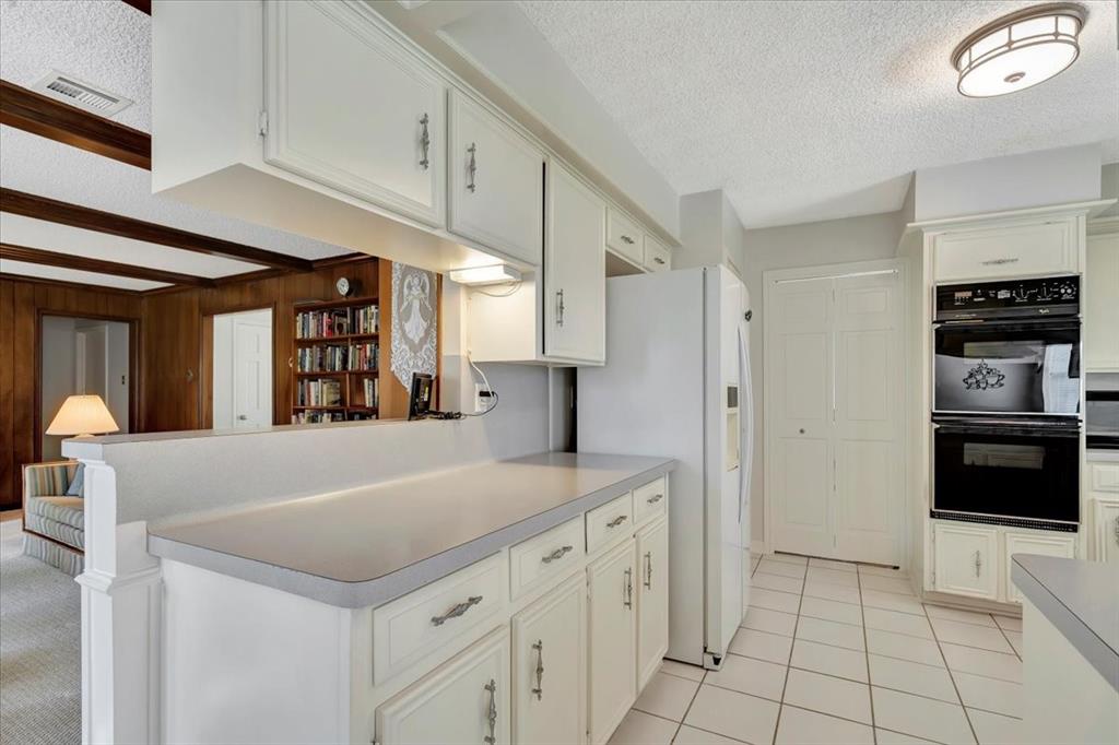 610 Forest Lake Drive, Taylor Lake Village, Texas image 21