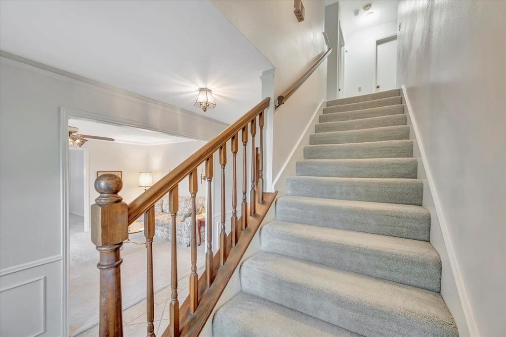 610 Forest Lake Drive, Taylor Lake Village, Texas image 31