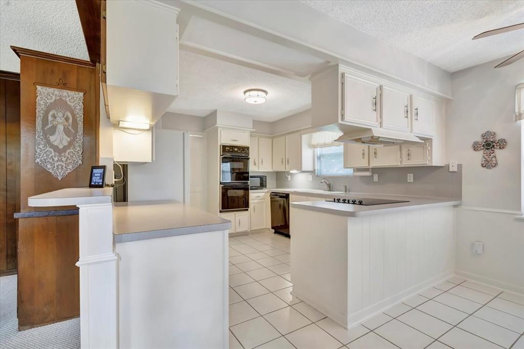 610 Forest Lake Drive, Taylor Lake Village, Texas image 17