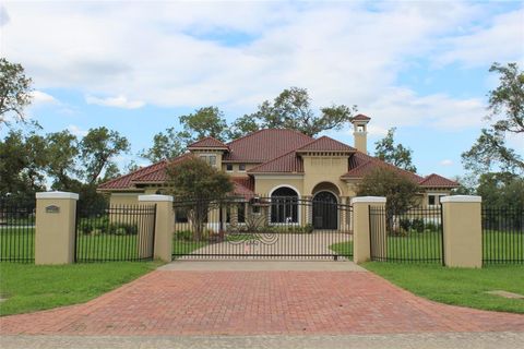 703 Orchard Lane Sugar Land TX 77498