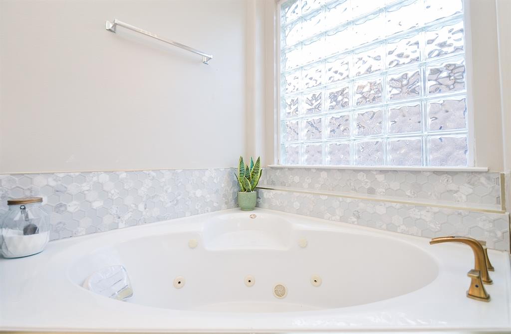 15027 Wildberry Creek Court, Cypress, Texas image 35