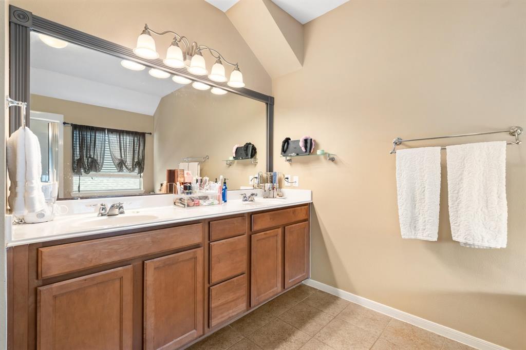 31011 Imperial Walk Lane, Spring, Texas image 18