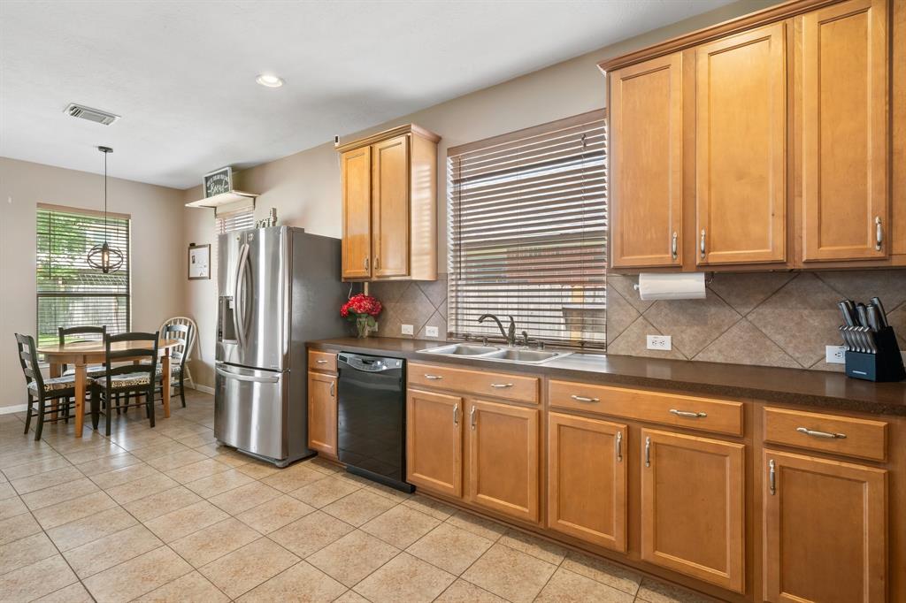 31011 Imperial Walk Lane, Spring, Texas image 13