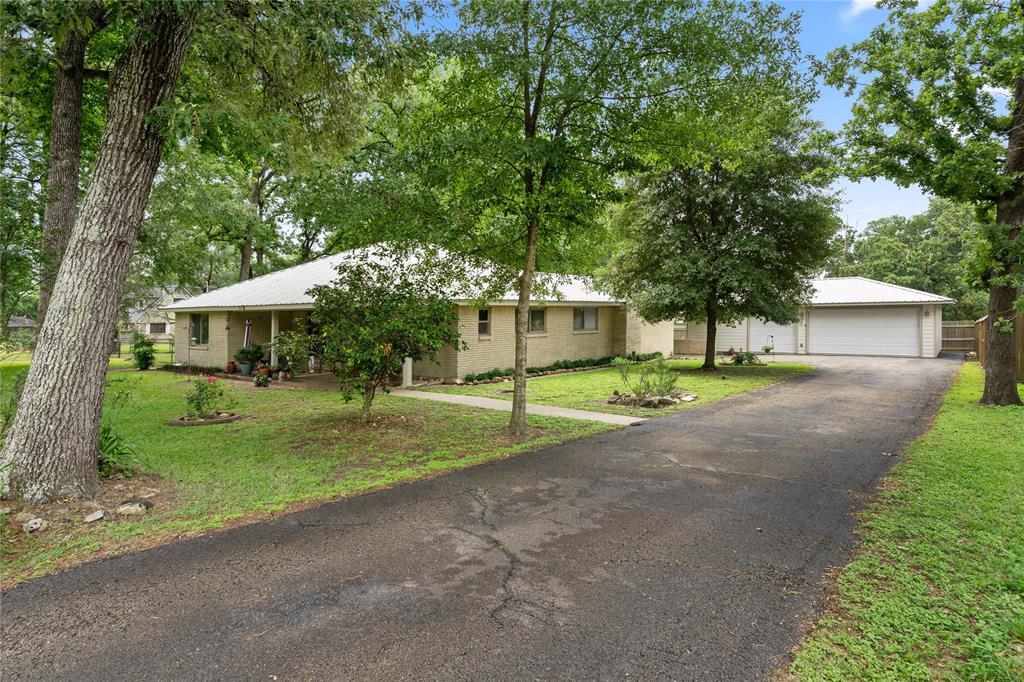 213 Hillcrest Drive