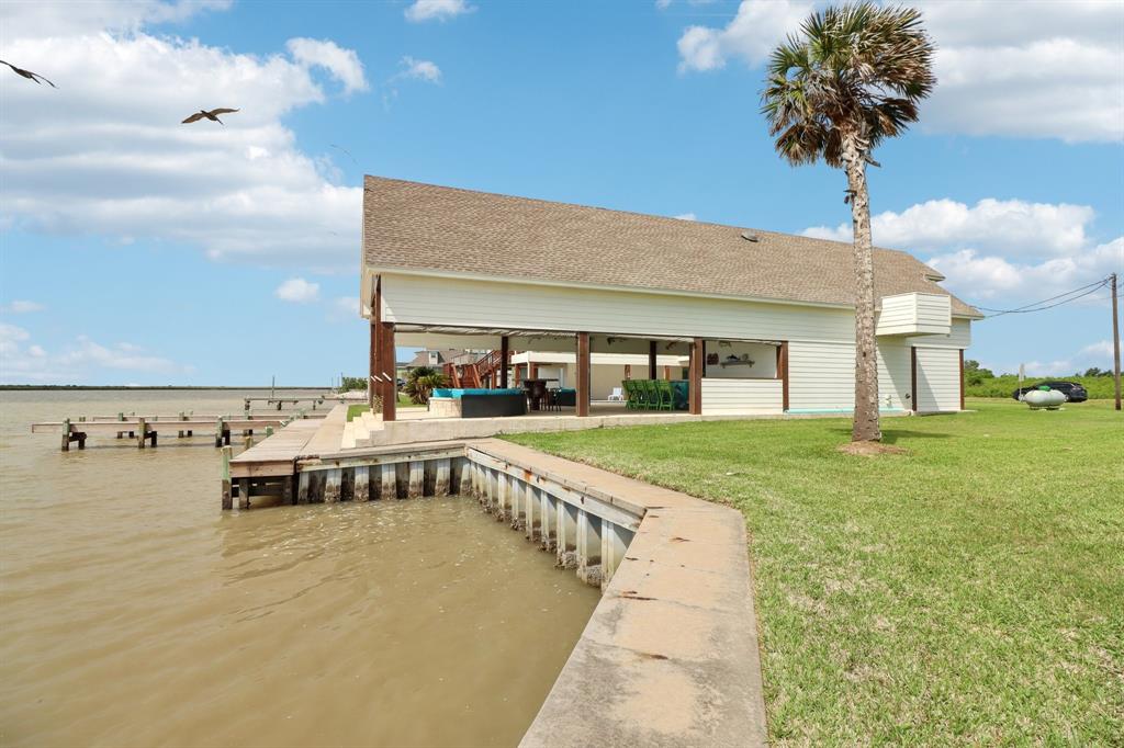 1301 Private Road 675, Sargent, Texas image 5