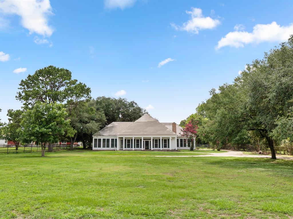 5215 Skinner Lane