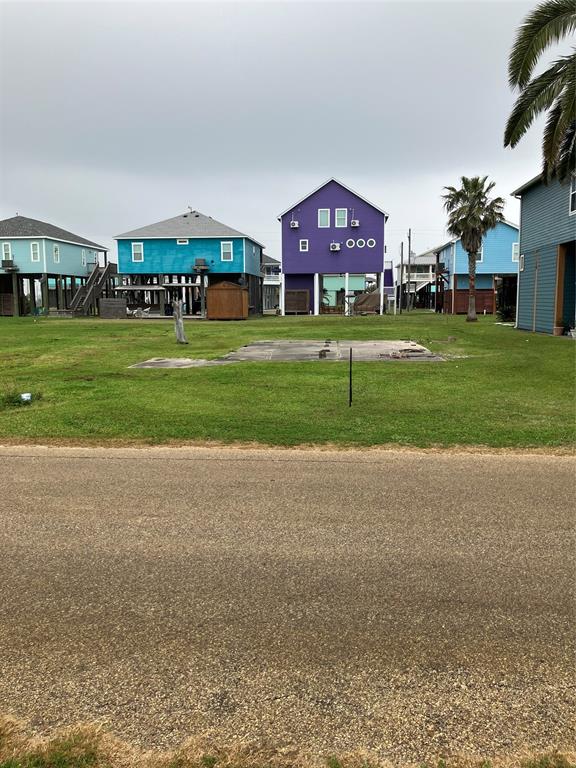872 Holiday Drive, Crystal Beach, Texas image 1