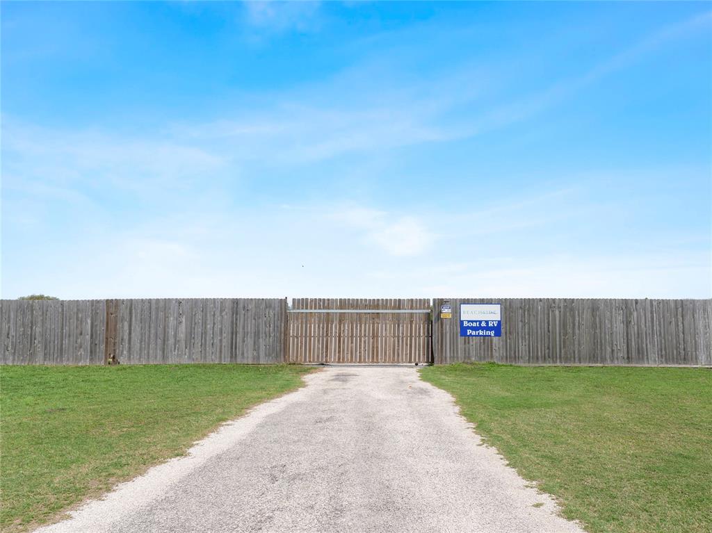 3013 Palacios Bay Drive, Palacios, Texas image 27