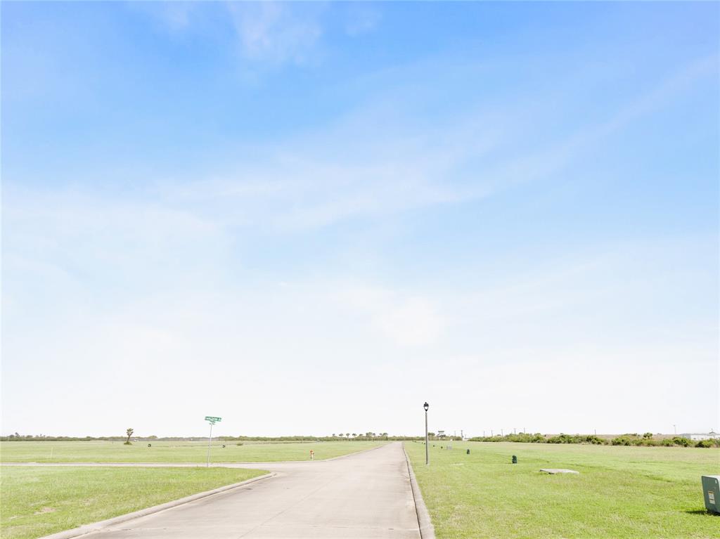 3013 Palacios Bay Drive, Palacios, Texas image 7