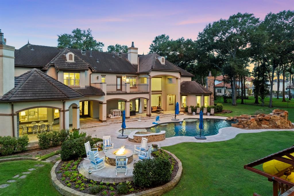 2127 Countryshire Lane, Richmond, Texas image 1