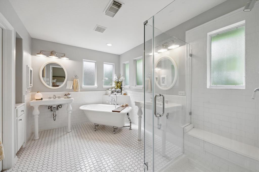 15 Forest Perch Place, The Woodlands, Texas image 20