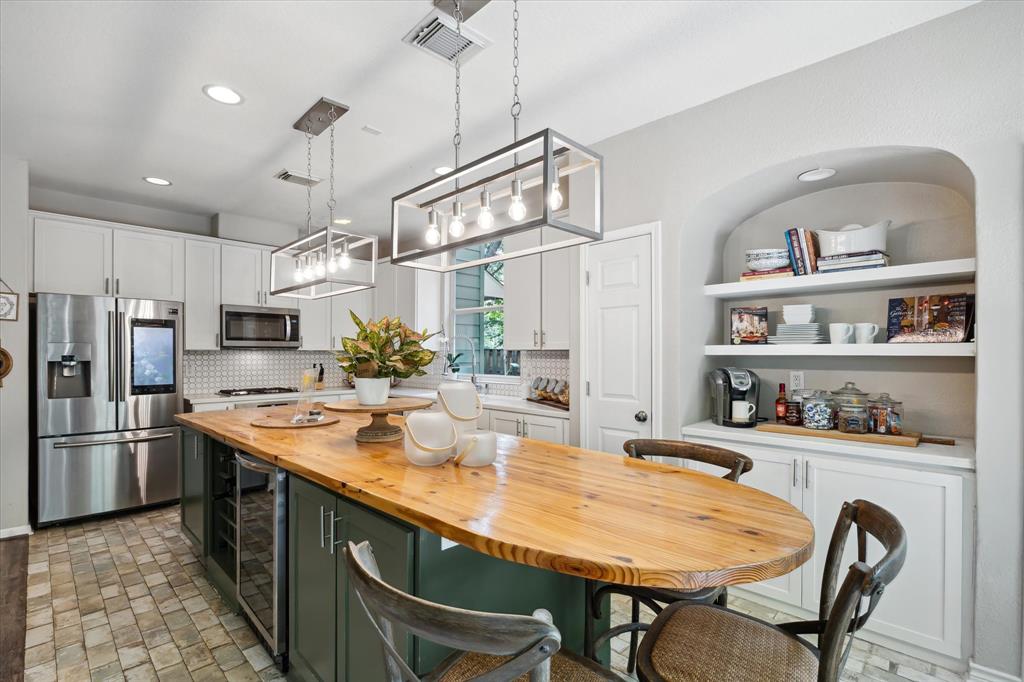 15 Forest Perch Place, The Woodlands, Texas image 11