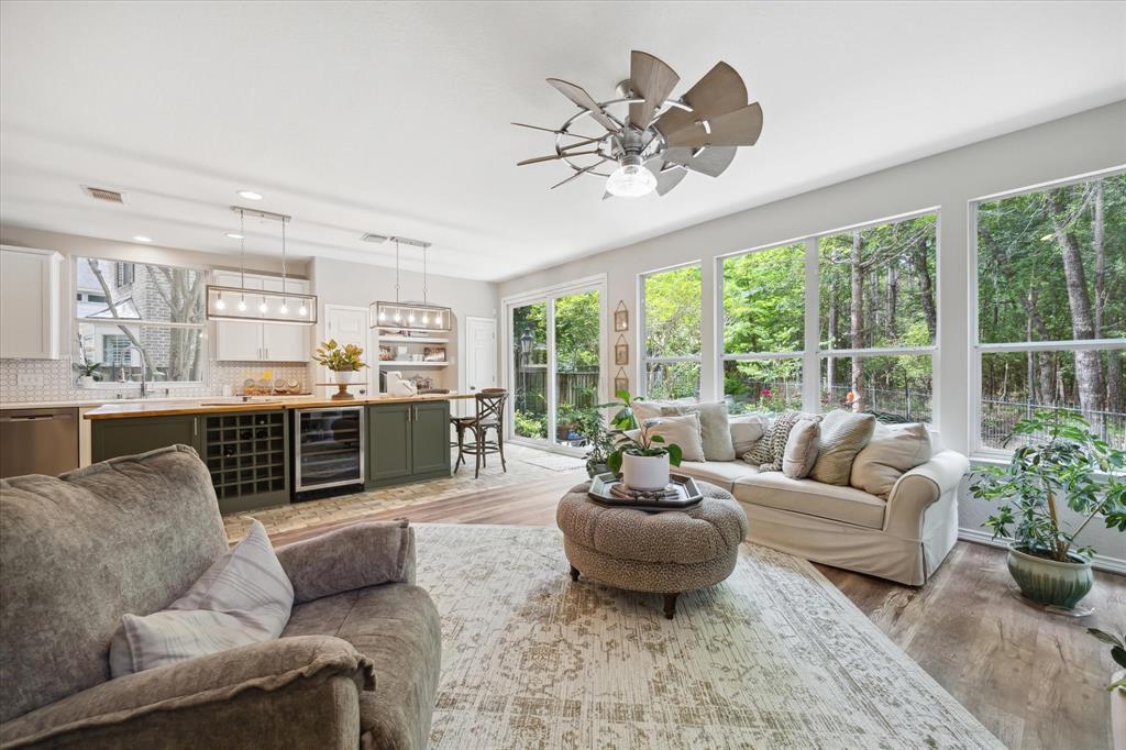 15 Forest Perch Place, The Woodlands, Texas image 9