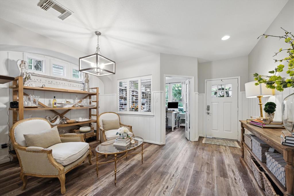 15 Forest Perch Place, The Woodlands, Texas image 5
