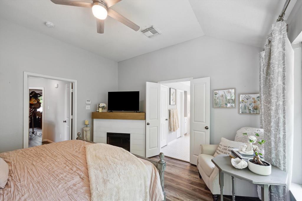 15 Forest Perch Place, The Woodlands, Texas image 19