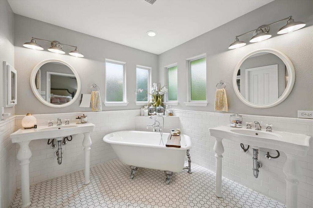 15 Forest Perch Place, The Woodlands, Texas image 21