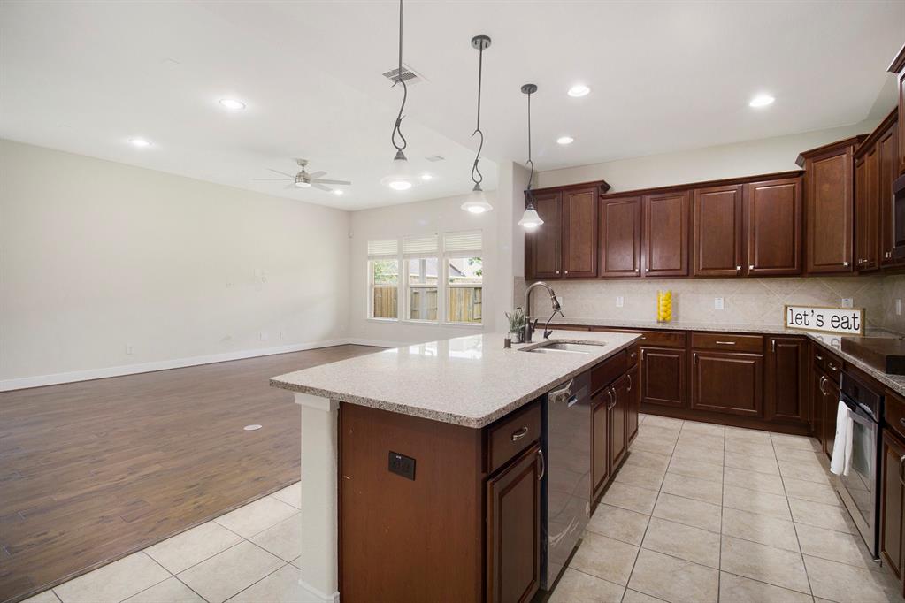 19903 Mulberry Pine Lane, Cypress, Texas image 10