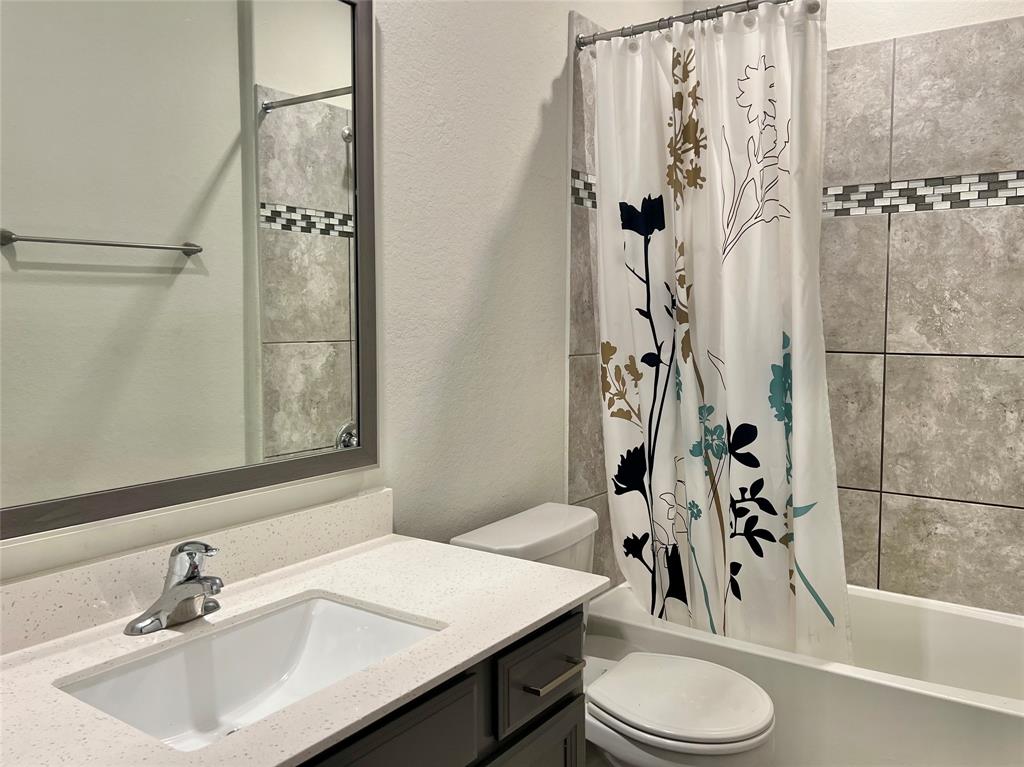 2338 Vanessa Cay Lane, La Porte, Texas image 17