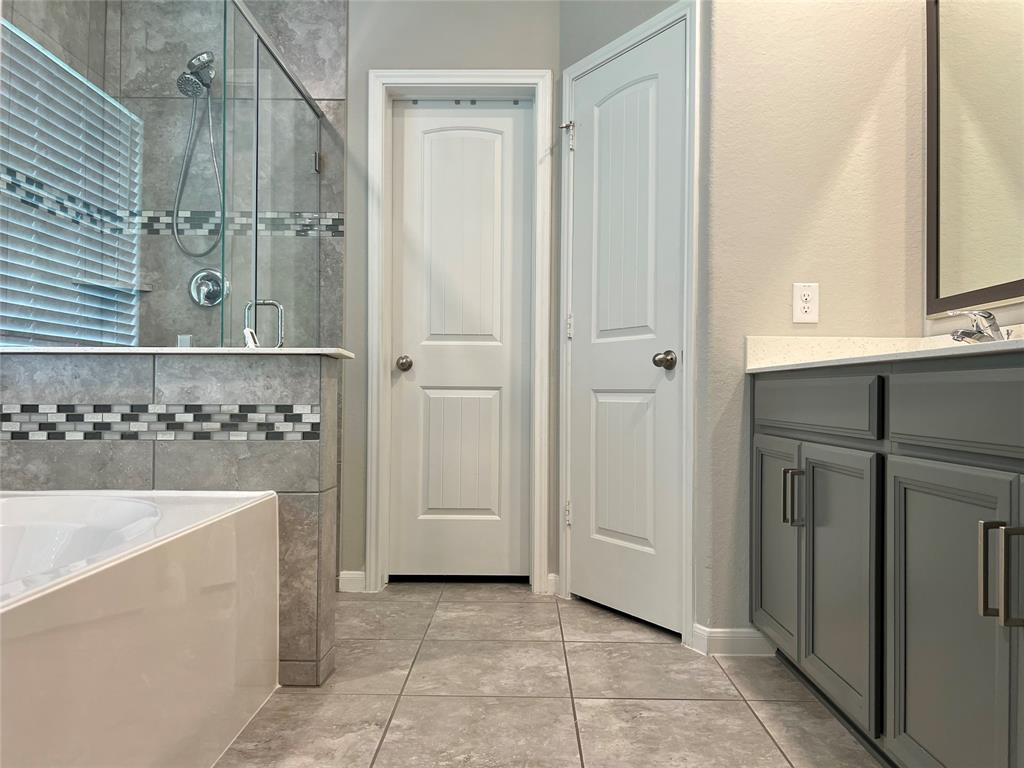 2338 Vanessa Cay Lane, La Porte, Texas image 13
