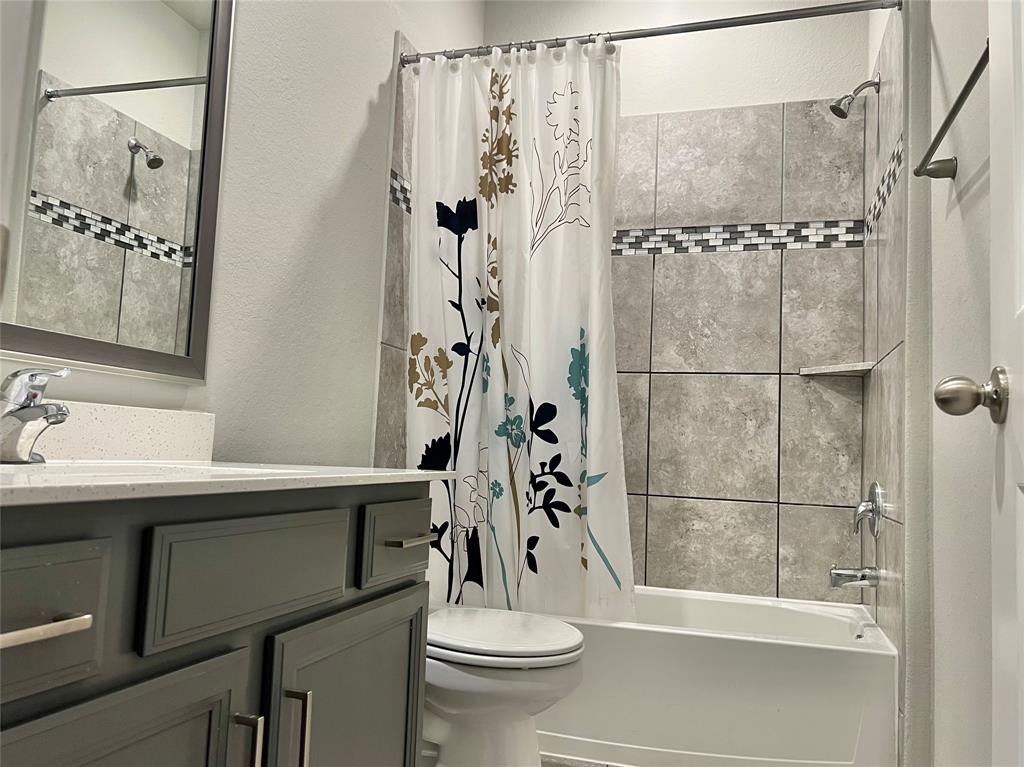 2338 Vanessa Cay Lane, La Porte, Texas image 18