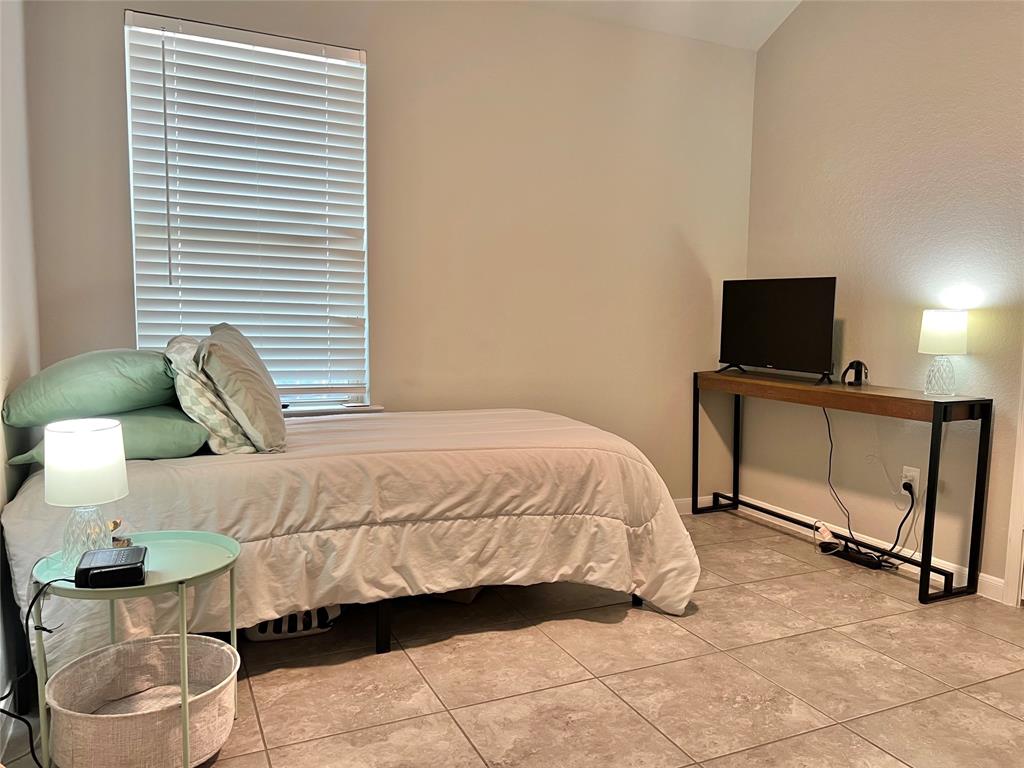 2338 Vanessa Cay Lane, La Porte, Texas image 15