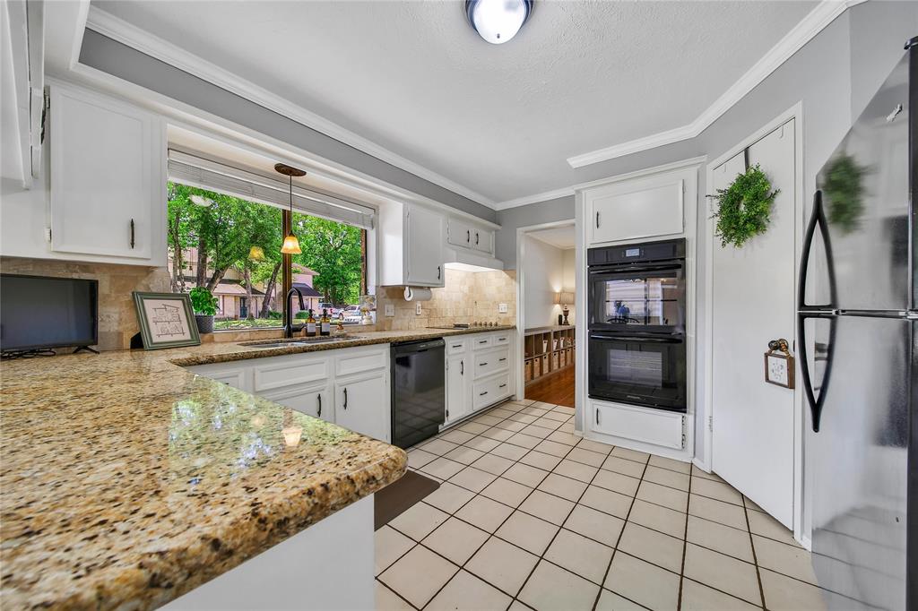 3610 Maple Glen Drive, Kingwood, Texas image 11