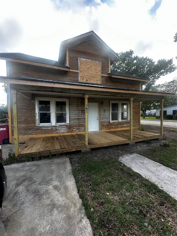 731 W 4th Street, Freeport, Texas image 8