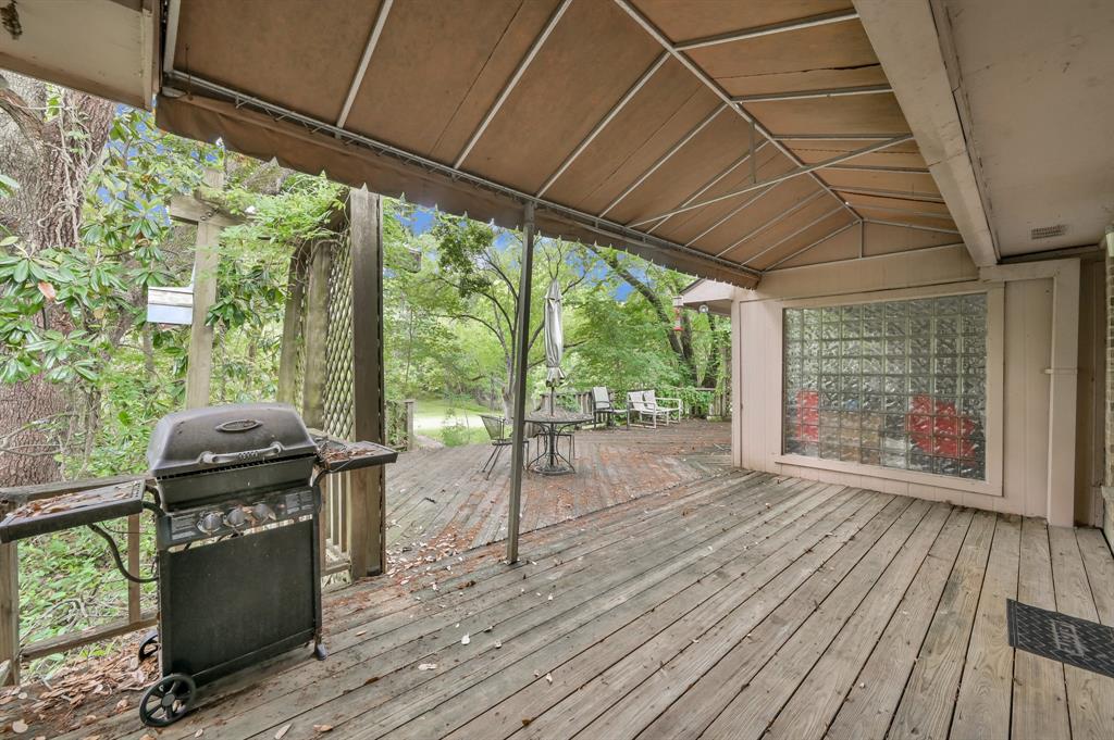 22423 Lakeway Drive, Spring, Texas image 22
