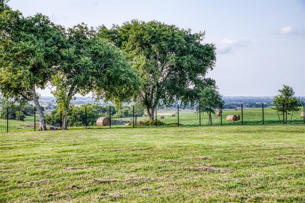 3575 County Road 271, Moulton, Texas image 23