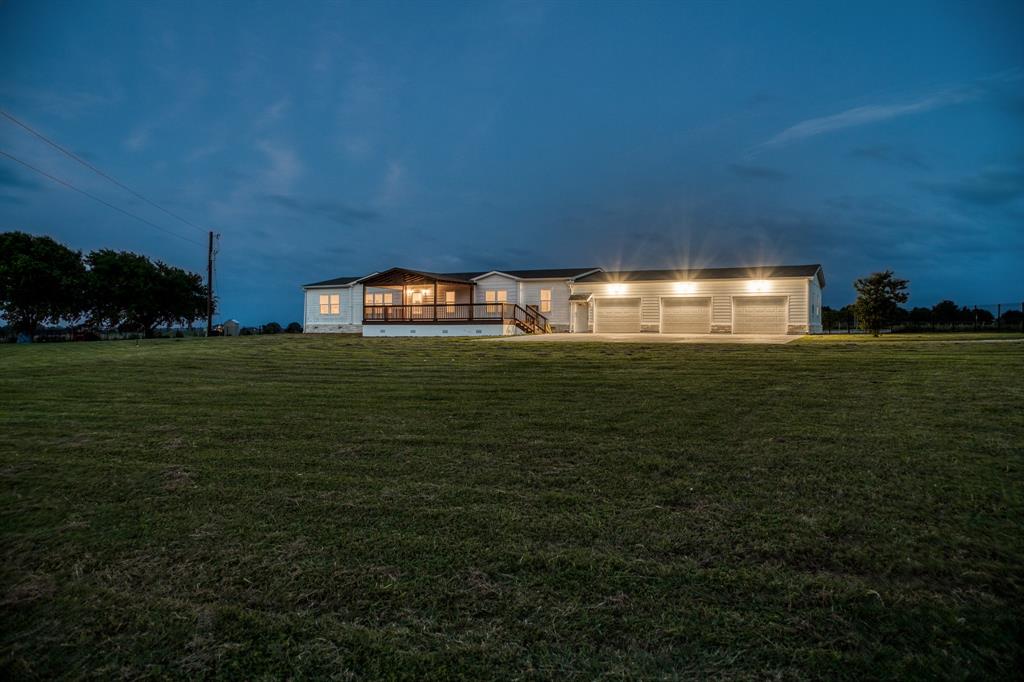 3575 County Road 271, Moulton, Texas image 47