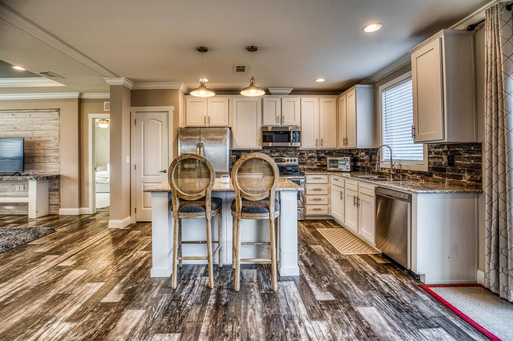 3575 County Road 271, Moulton, Texas image 30