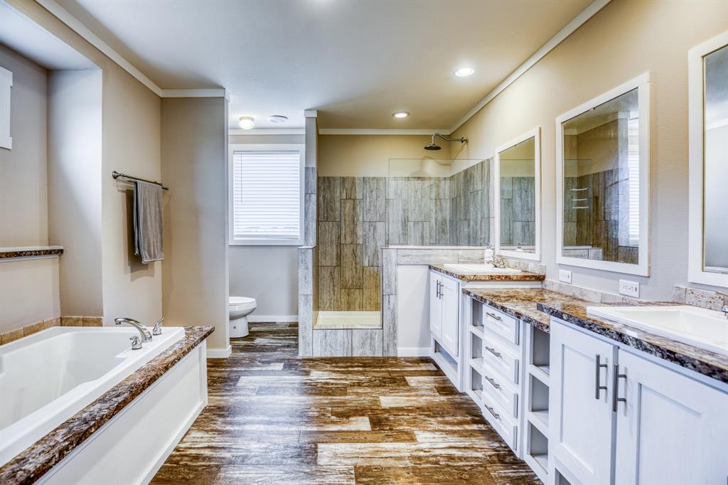 3575 County Road 271, Moulton, Texas image 34