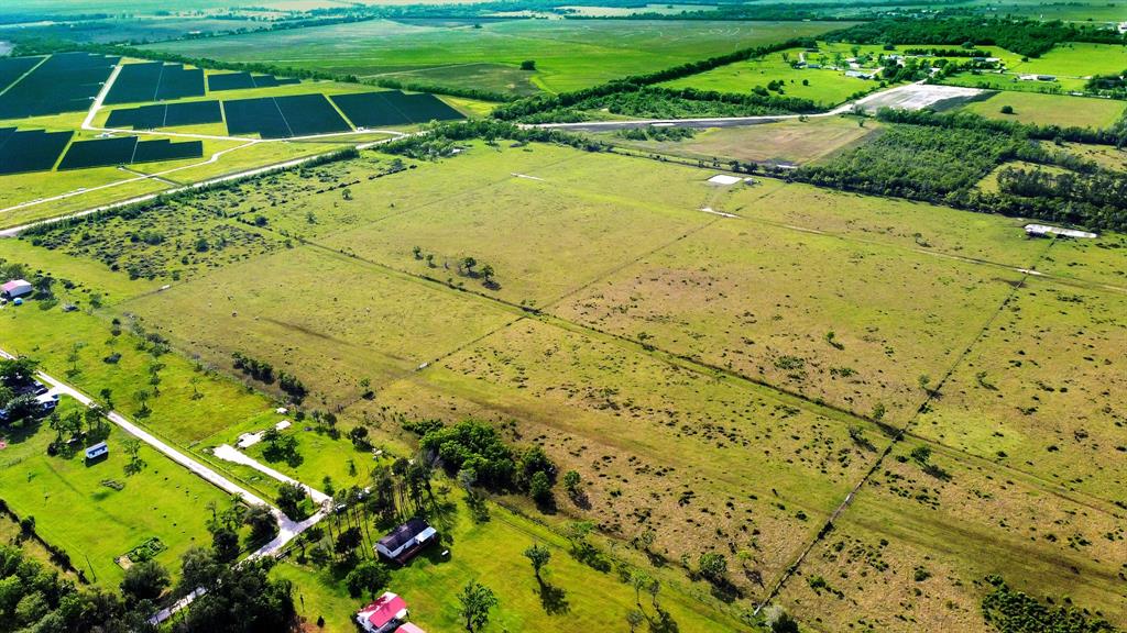 00 County Road 192 Off, Liverpool, Texas image 6