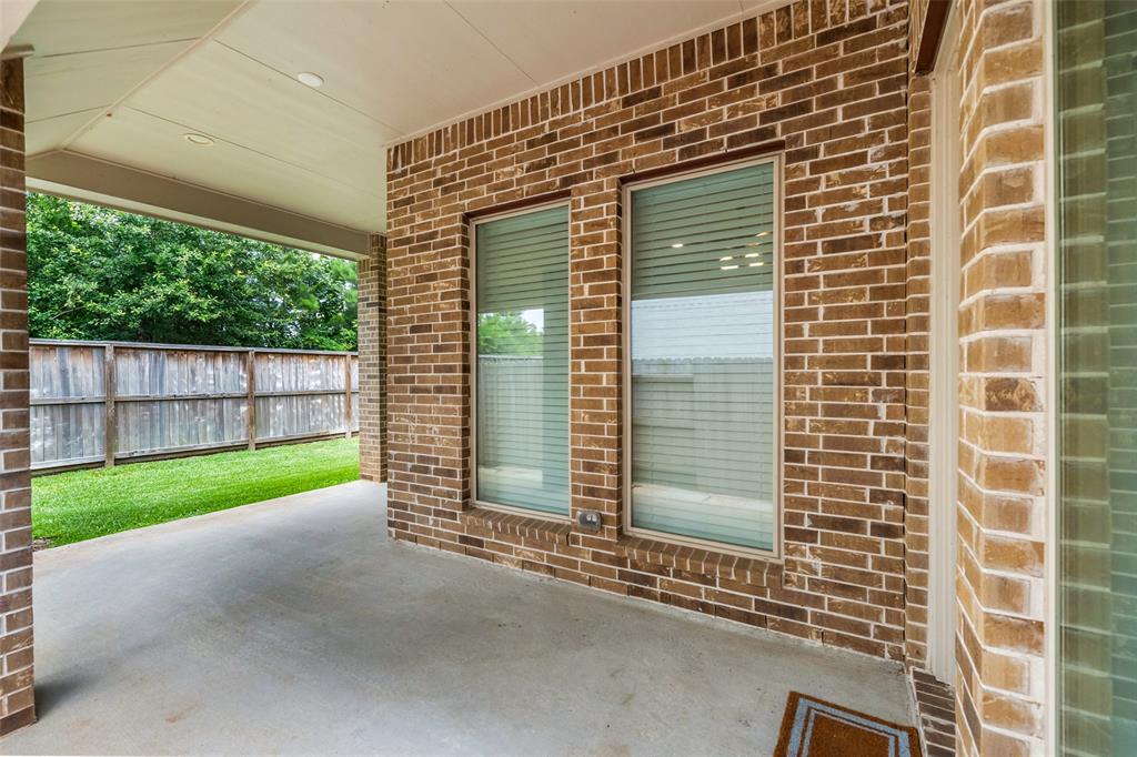 704 Fall Rock Branch Drive, Conroe, Texas image 27