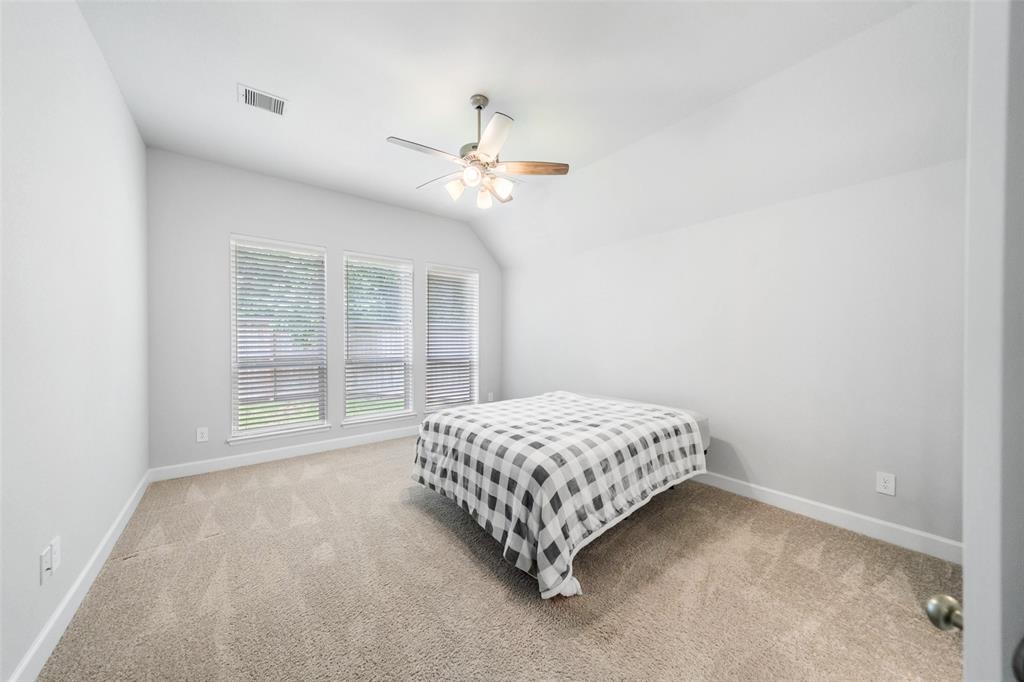 704 Fall Rock Branch Drive, Conroe, Texas image 17