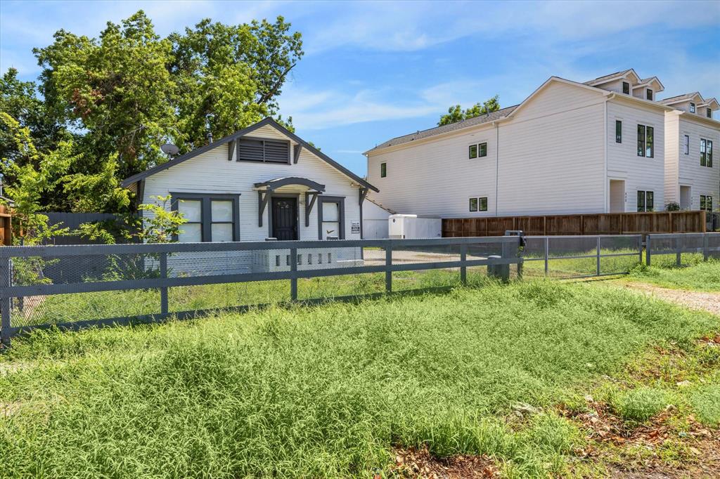 436 W 28th Street, Houston, Texas image 2