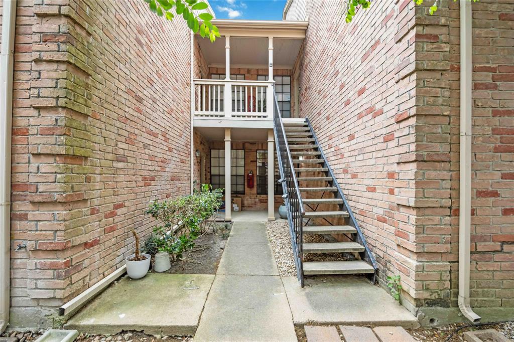 2255 Braeswood Park Drive 105
